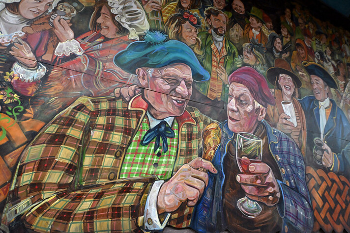 Tam O'Shanter and Souter Johnnie